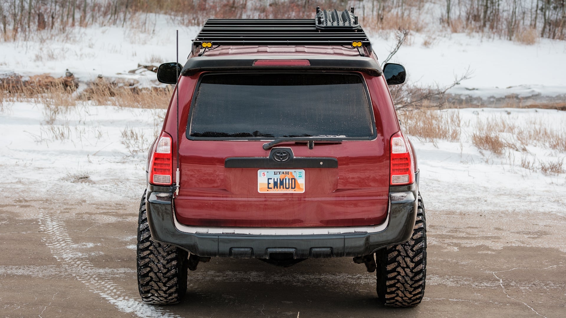 4th Gen Toyota 4Runner Roof Rack Rear view of rack on vehicle outside showing crossbars