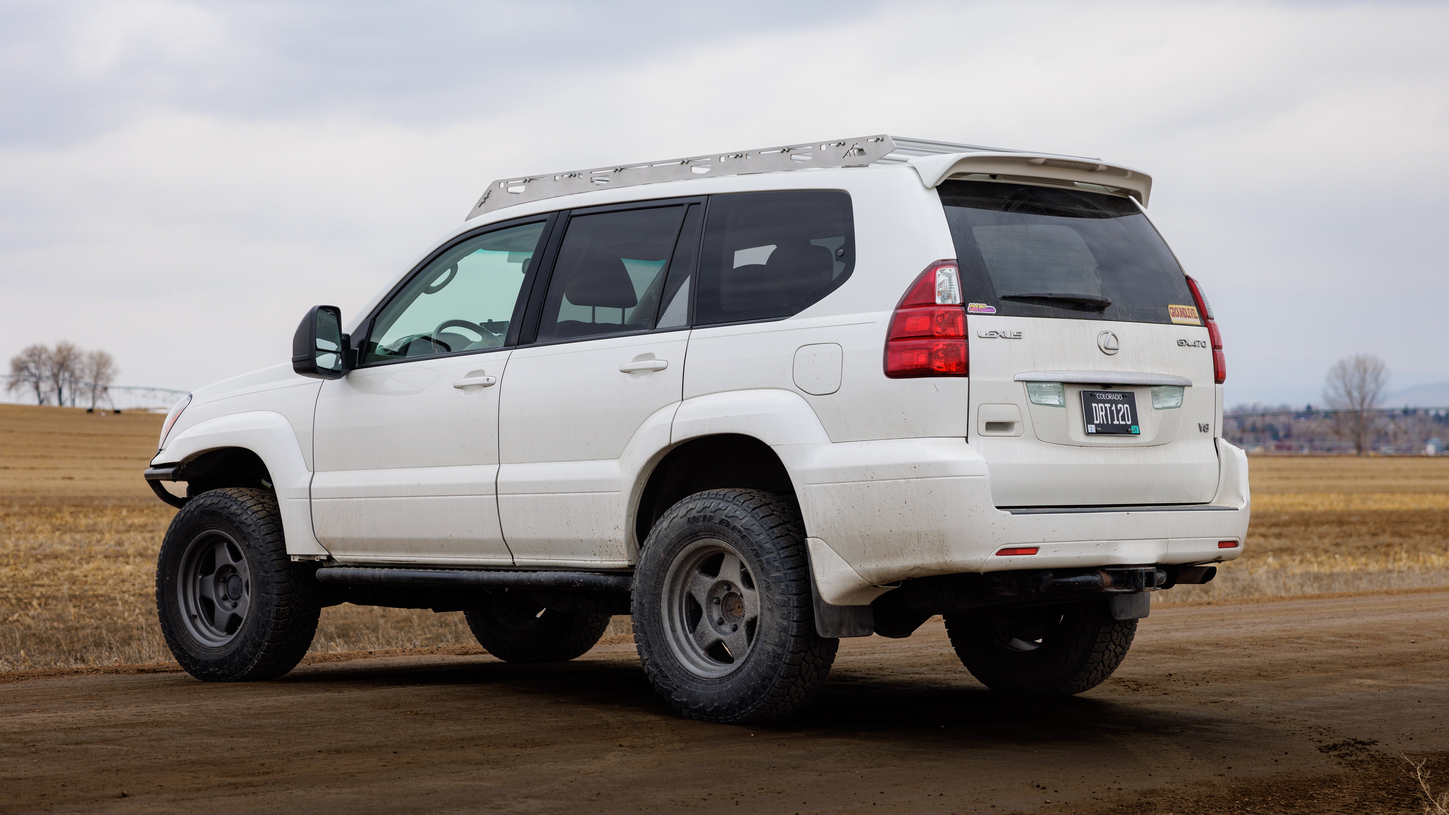 Lexus GX470 Roof Rack rear corner view on vehicle