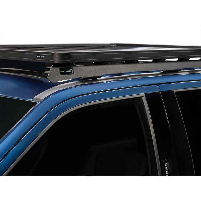 Front Runner Ford Super Duty F-250-F-350 (1999-Current) Slimline II Roof Rack Kit / Low Profile Close up of corner at eye level on vehicle