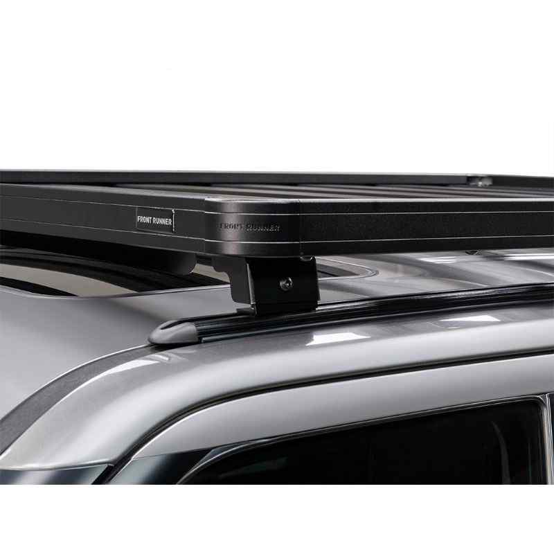 Front Runner Land Rover Range Rover Sport L320 (2005-2013) Slimline II Roof Rack Kit Corner view of rack on vehicle