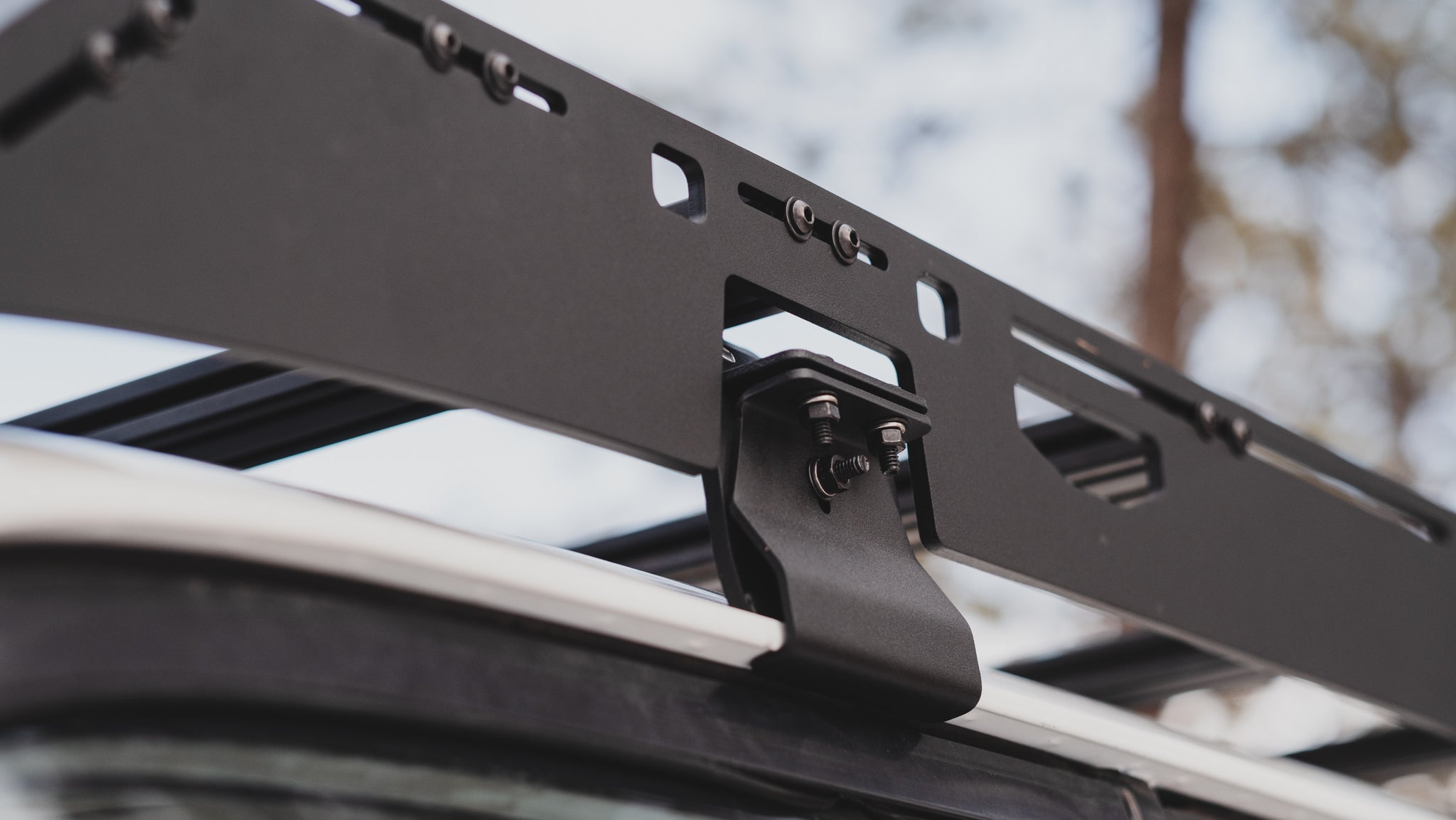 80 Series Landcruiser Roof Rack Close up side view of rack on vehicle outside